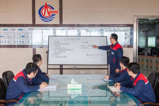 十九大精神进企业 四大能源央企做表率!