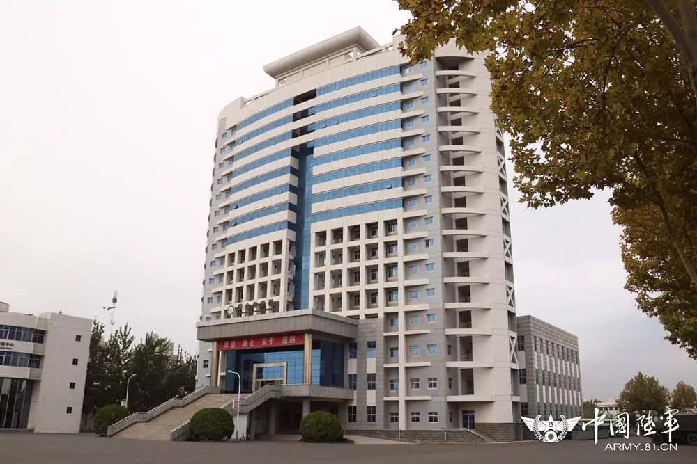 军校最美秋景巡礼第9站陆军军事交通学院