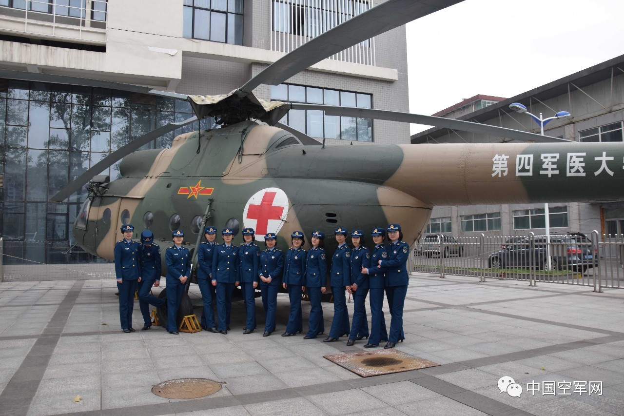 空军68周年人民空军空军军医大学写给您的信很骄傲成为一名空军人