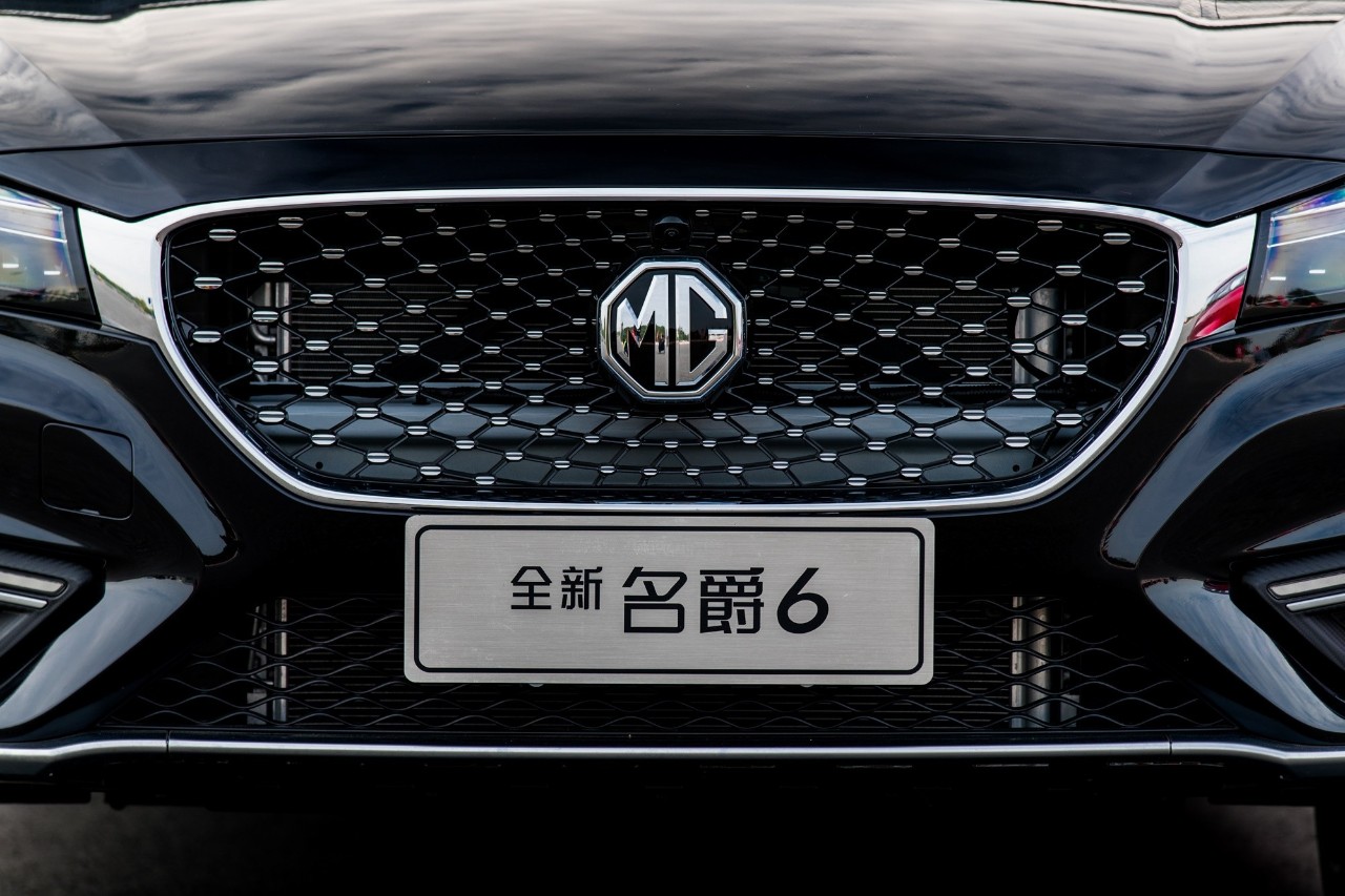 三厢家用车自称"性能版",名爵6是叫着玩玩?