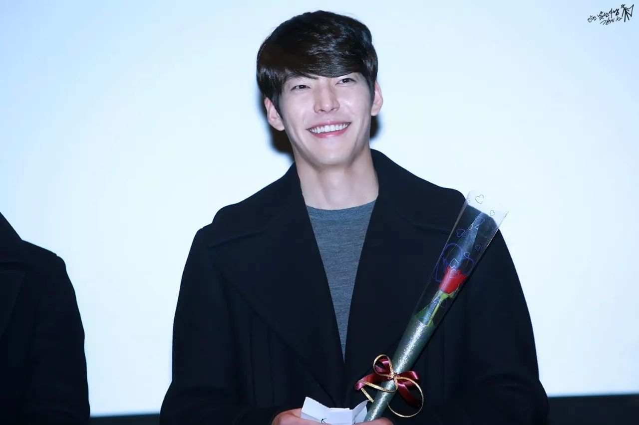 比狗焕还出名的丑帅男,一副冷漠脸丧出新高度!