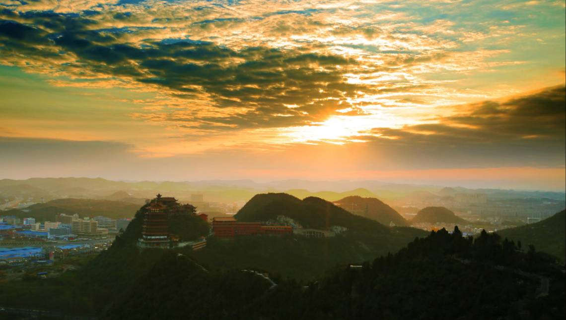据悉消息称:贵州清镇学生服务一条街:2025年贵州清镇学生服务一条街周边商圈发展与生活服务全览
