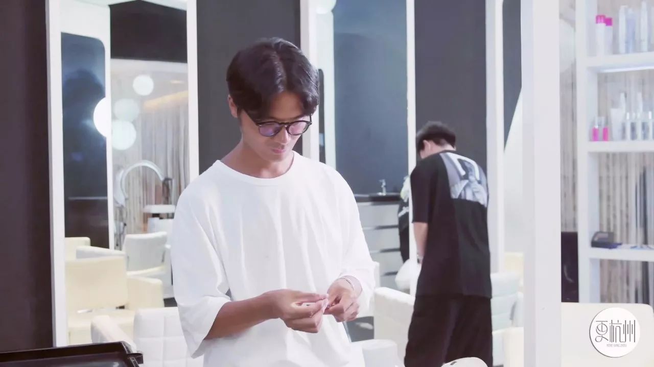 周迅|舒淇|李久东_新浪新闻