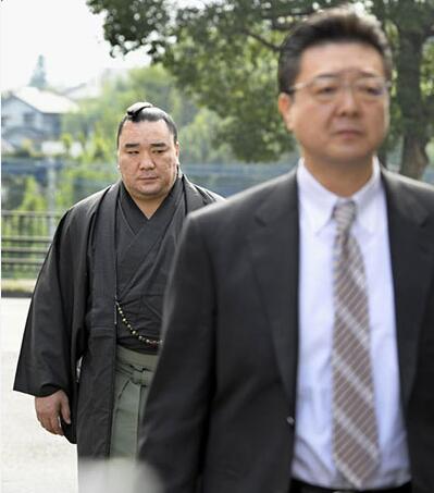 日本相扑界再出暴力打人事件横纲日马富士涉嫌殴打其他选手