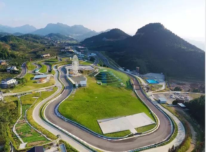 399元就能体验直升机,卡丁车,摩天轮······带你装逼带你飞