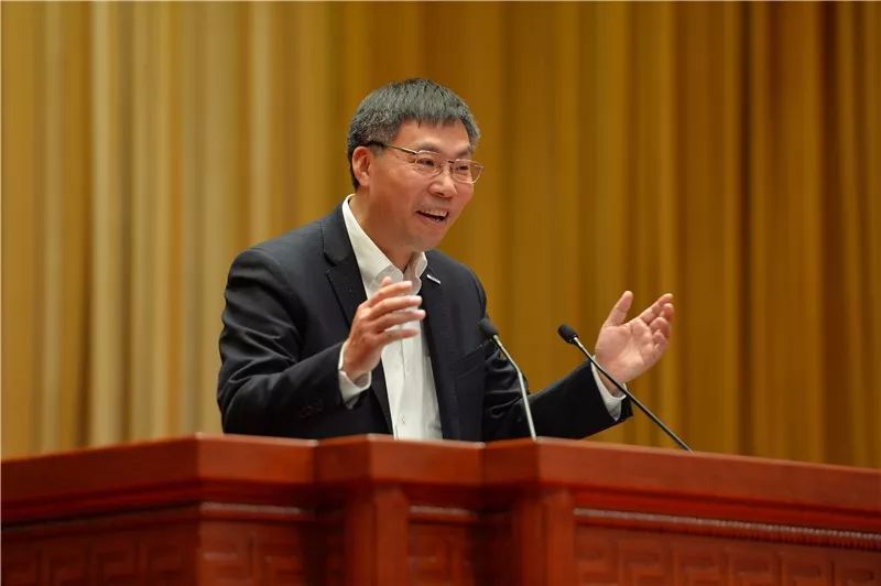 天津市企业家工作会议圆满召开,三位大咖登坛开讲