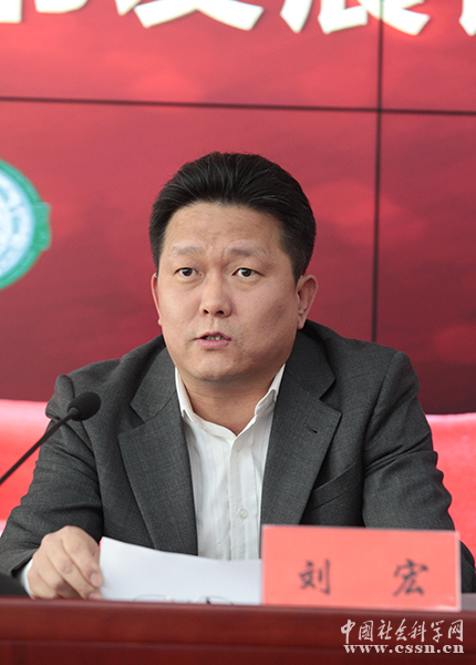 教育部语言文字信息管理司副司长刘宏致辞.本网记者 朱高磊/摄