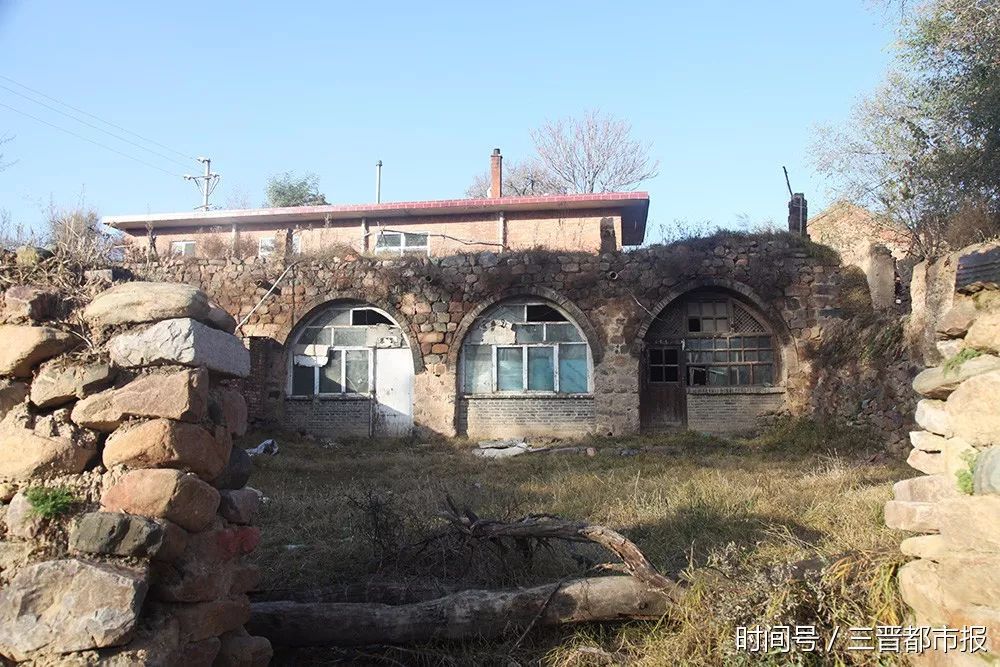 烽火岚县丨一座城"镌刻"着一个师的记忆(下)|贺龙|粮食|老百姓_新浪