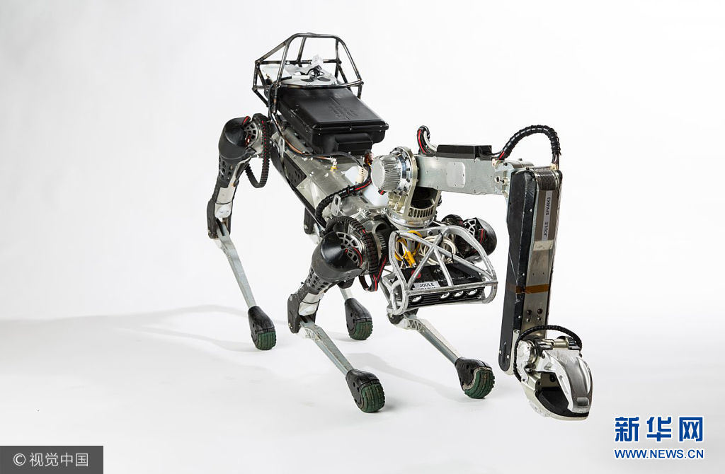 波士顿动力展示新款静音机器狗终于有模有样可以遛了组图