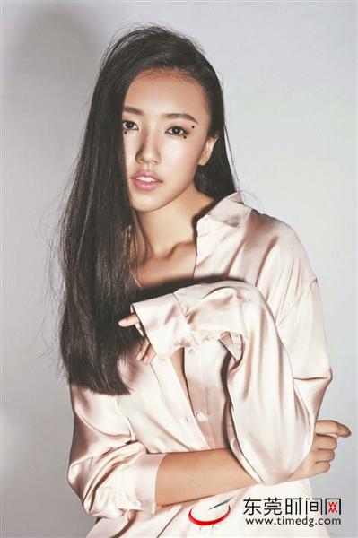 尹娟 2016新丝路世界模特大赛总冠军叶濛雨 2016中国生态旅游小姐大赛