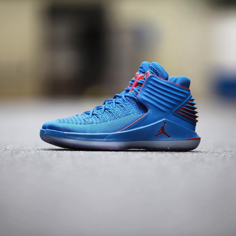威少专属配色!air jordan 32 "russ" 实物近赏