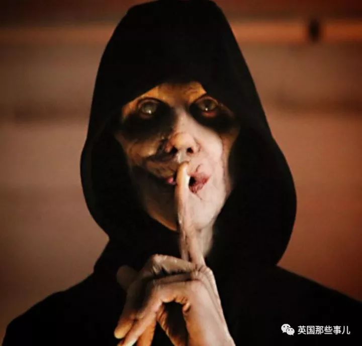 150多部戏,150多张完全不同的怪脸,没想到这背后,竟然都是同一个人