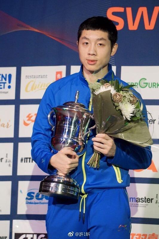 瑞公赛夺冠许昕怼质疑者:我不在乎,因为我一直活在自己的世界里