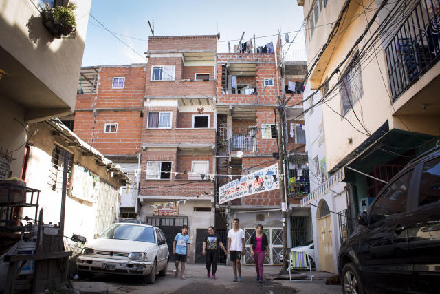 一名阿根廷贫民窟少年的足球梦