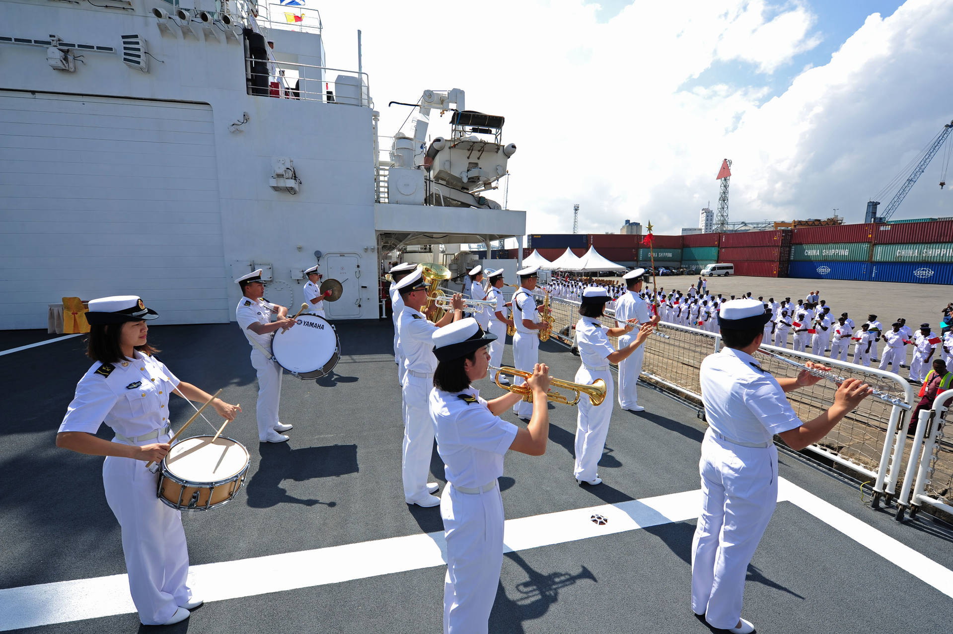 和平方舟医院船时隔七年再访坦桑尼亚|坦桑尼亚|海军|官兵_新浪军事