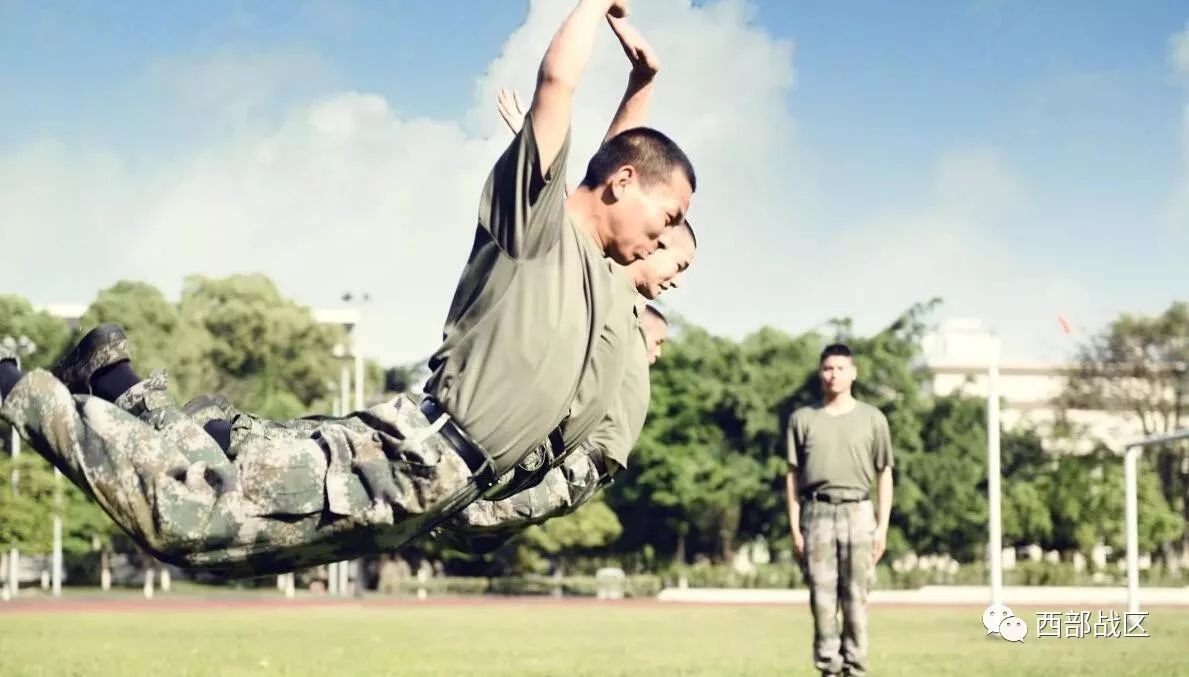 新时代的颂歌军旅诗歌创作朗诵网络评比活动作品展第十三期