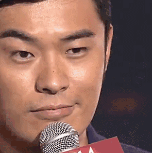 有了眉毛就有了灵魂可这灵魂瞬间被标了声调网友婚纱照奇遇