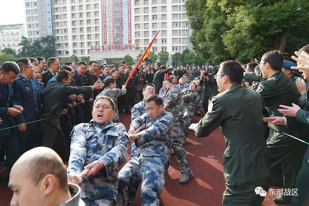 坚持 三个面向 培养新时代政治工作人才_手机