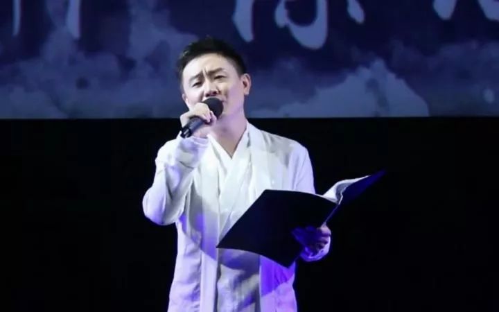 全职高手主题日将会在大学城龙湖u城天街举行配音趣事分享,全职