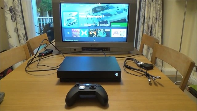 CRT电视上玩Xbox One X是种怎样的体验？_手机新浪网