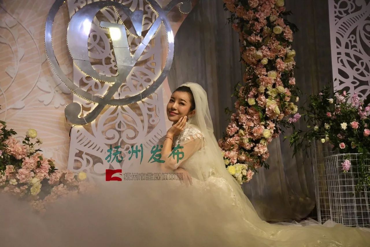 抚州婚纱照_抚州泡粉图片(3)