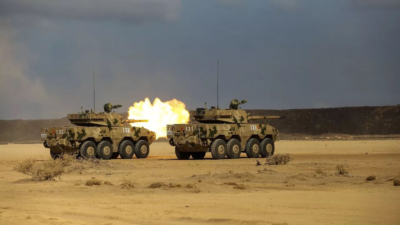 我驻吉布提保障基地组织火炮实弹射击训练