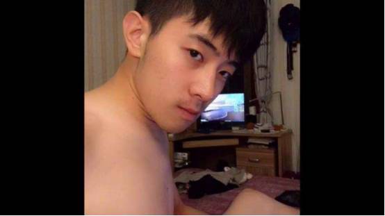 创始人郭涵在8月中旬分别在app store国内外版下架了peepla.