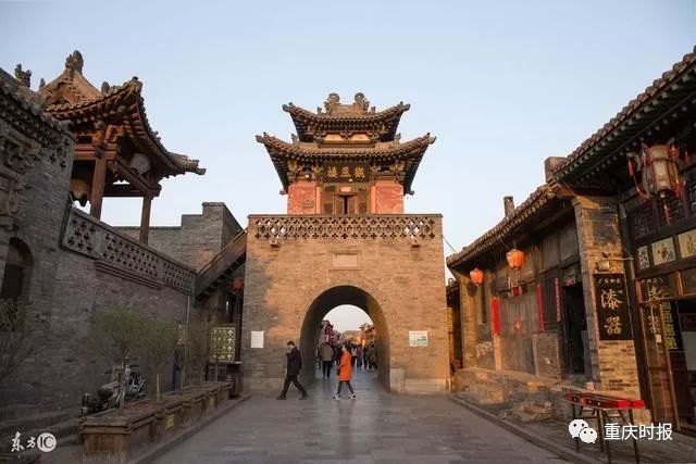 旅游攻略：城市间的秘密地图