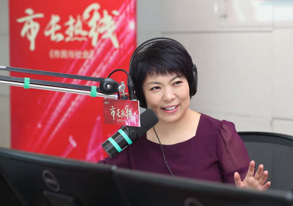 《城市治理的25枚"绣花针"》:民生话题做不完