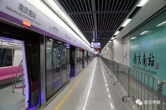 南京人即将坐着地铁看长江!