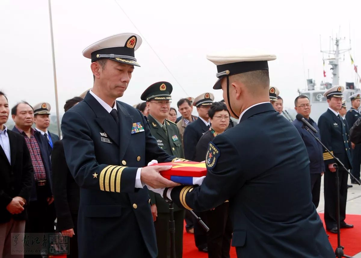 入列!056a型护卫舰遂宁舰正式加入人民海军