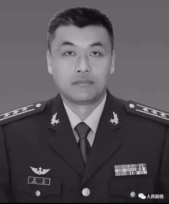 副旅长在西北大漠驻训因公牺牲,军地18天为其妻安排好工作