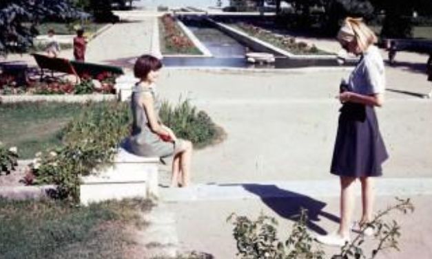 霸气!美国刚禁止他国买伊朗石油,中国就表态:我