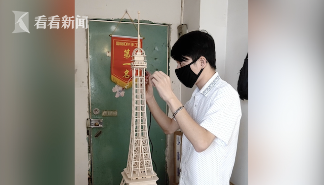 ""广州塔难度在于旋转度,旋转度不够,会影响整个塔的美观.