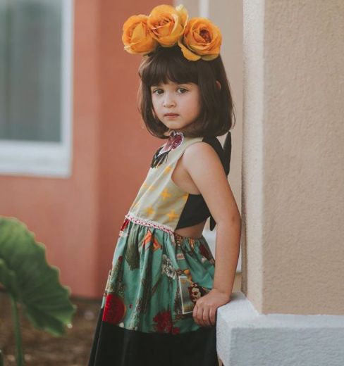 她年仅4岁就被封为"最美混血儿",看完又想生女儿了|混血儿|小公主