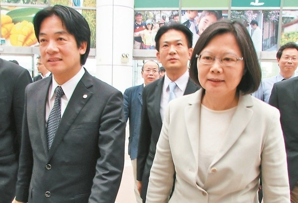 蔡英文赖清德会谈气氛凝重 双方无交集会后各说各话 蔡英文赖清德会谈气氛凝重 双方无交集会后各说各话