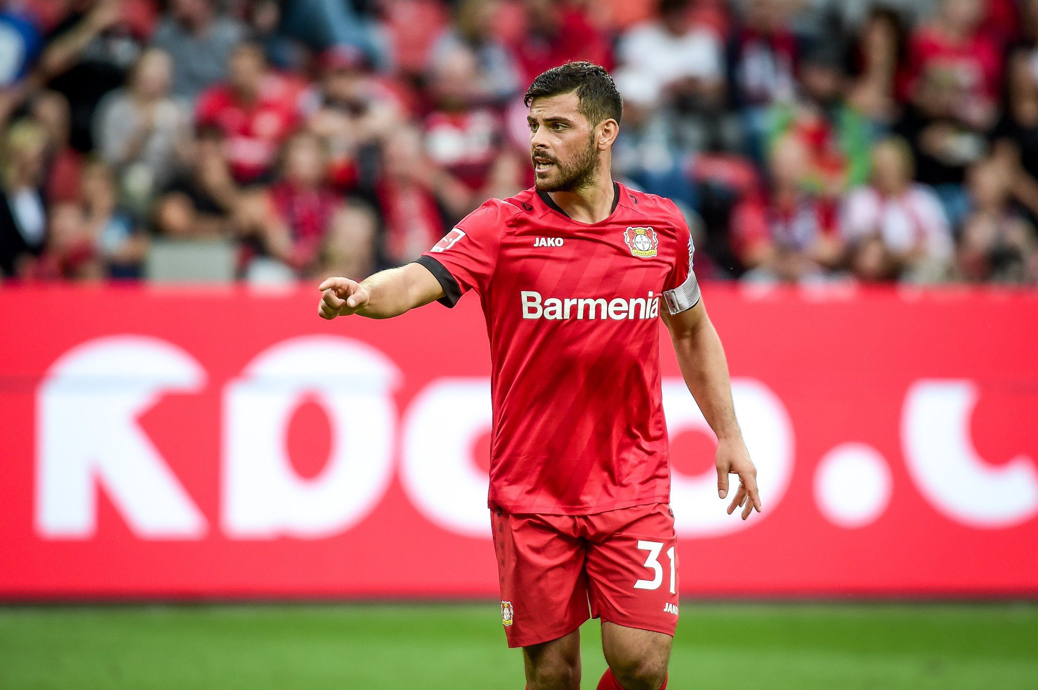 国际足球|勒沃库森主力前锋弗兰德因伤告别本赛季