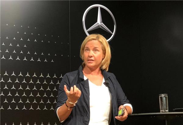 奔驰预计到2025年，全球有25%比例的车辆销售将来自线上。