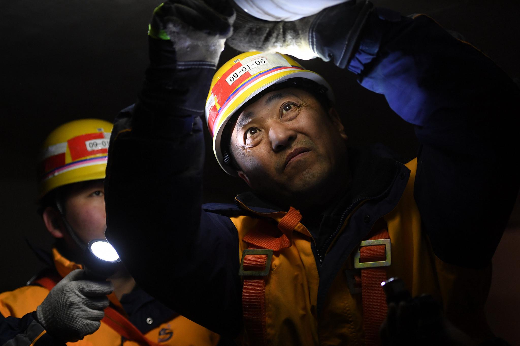 【网络祝年】春节里,坚守岗位是最美的一道风景