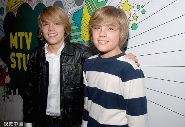 科尔·斯普罗斯和迪伦·斯普罗斯萨巴拉进入《老友记》剧组之前曾在