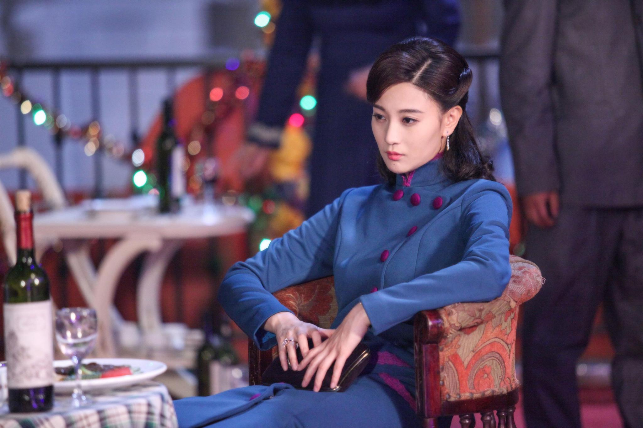 "谍战女王"侯梦莎上线 打戏飒爽超吸睛