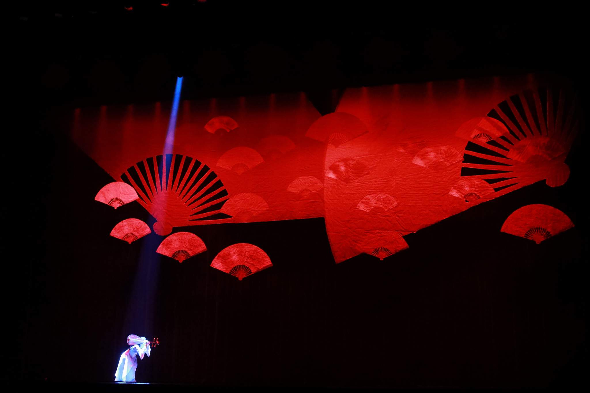 用现代诠释经典以舞蹈演绎兴亡这一次桃花扇这样打开