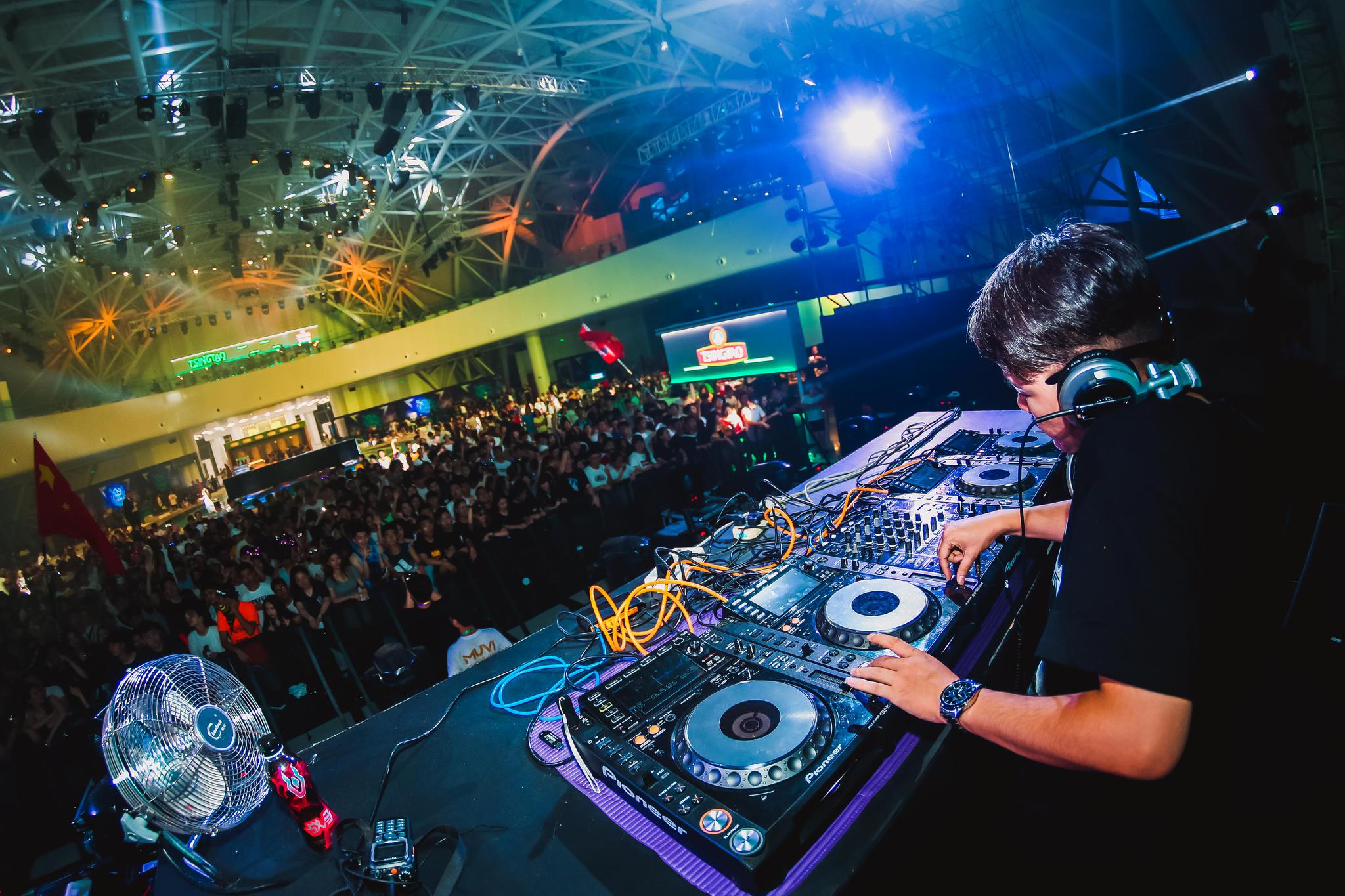 时尚电音助力青岛国际啤酒节