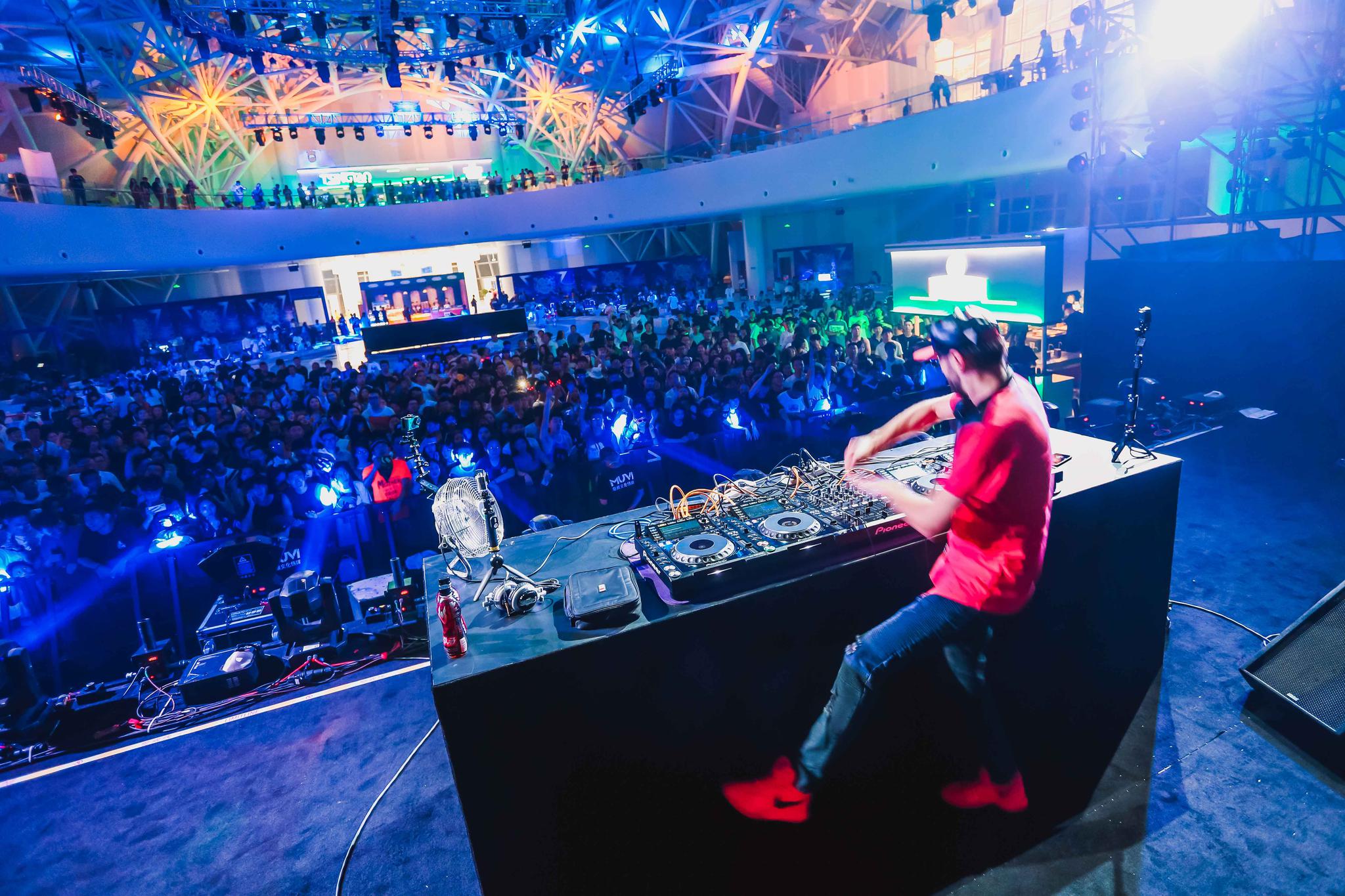 时尚电音助力青岛国际啤酒节