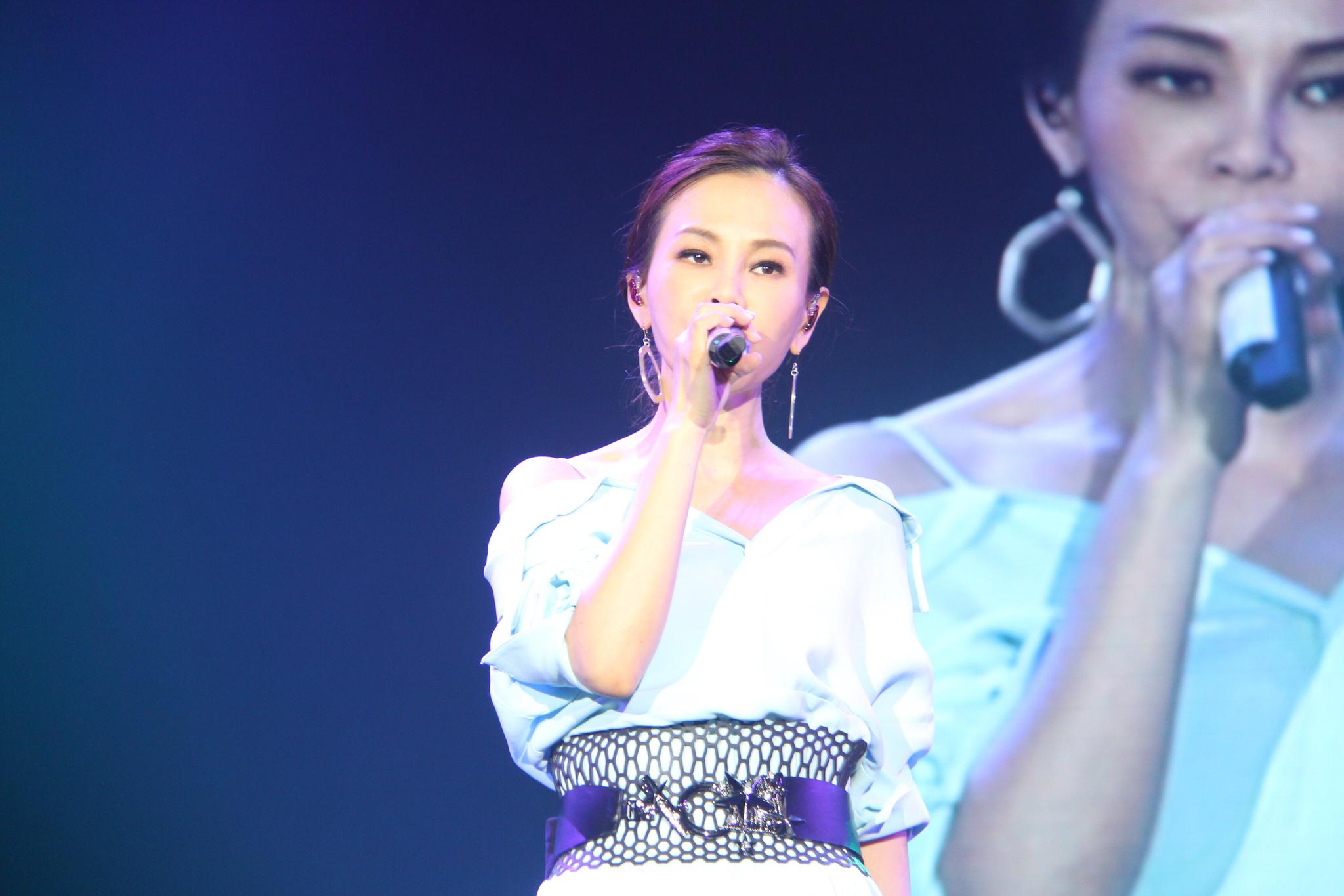 彭佳慧我想念我自己巡演登陆福州 现场温馨互动热烈大合唱