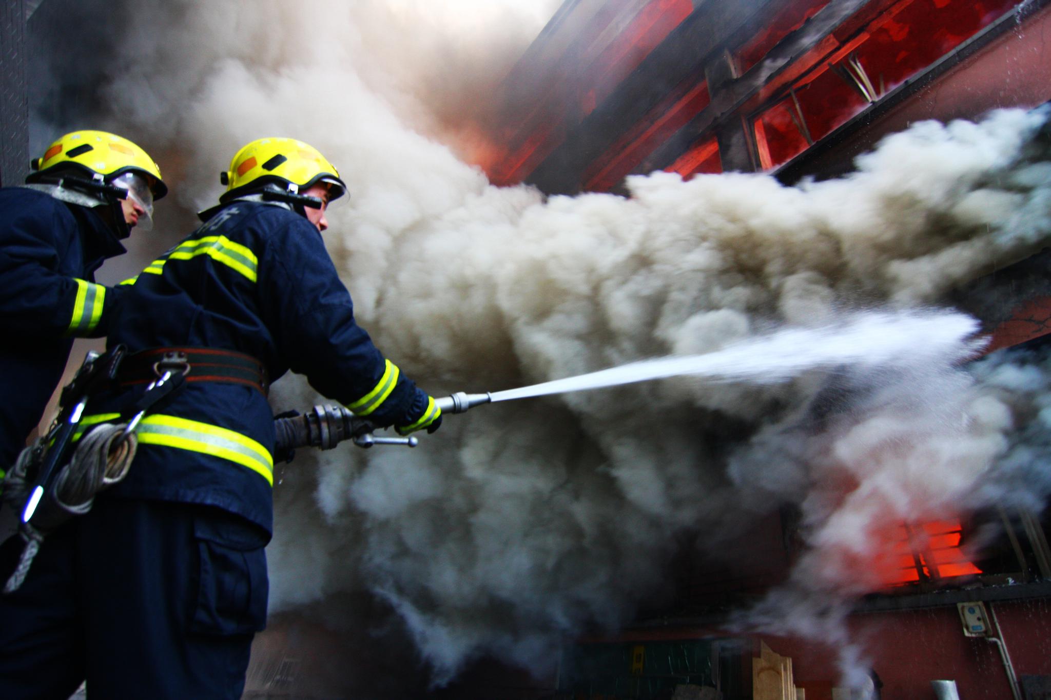兵王来啦丨武警湖州消防楼国彪 无畏伏火降祝融
