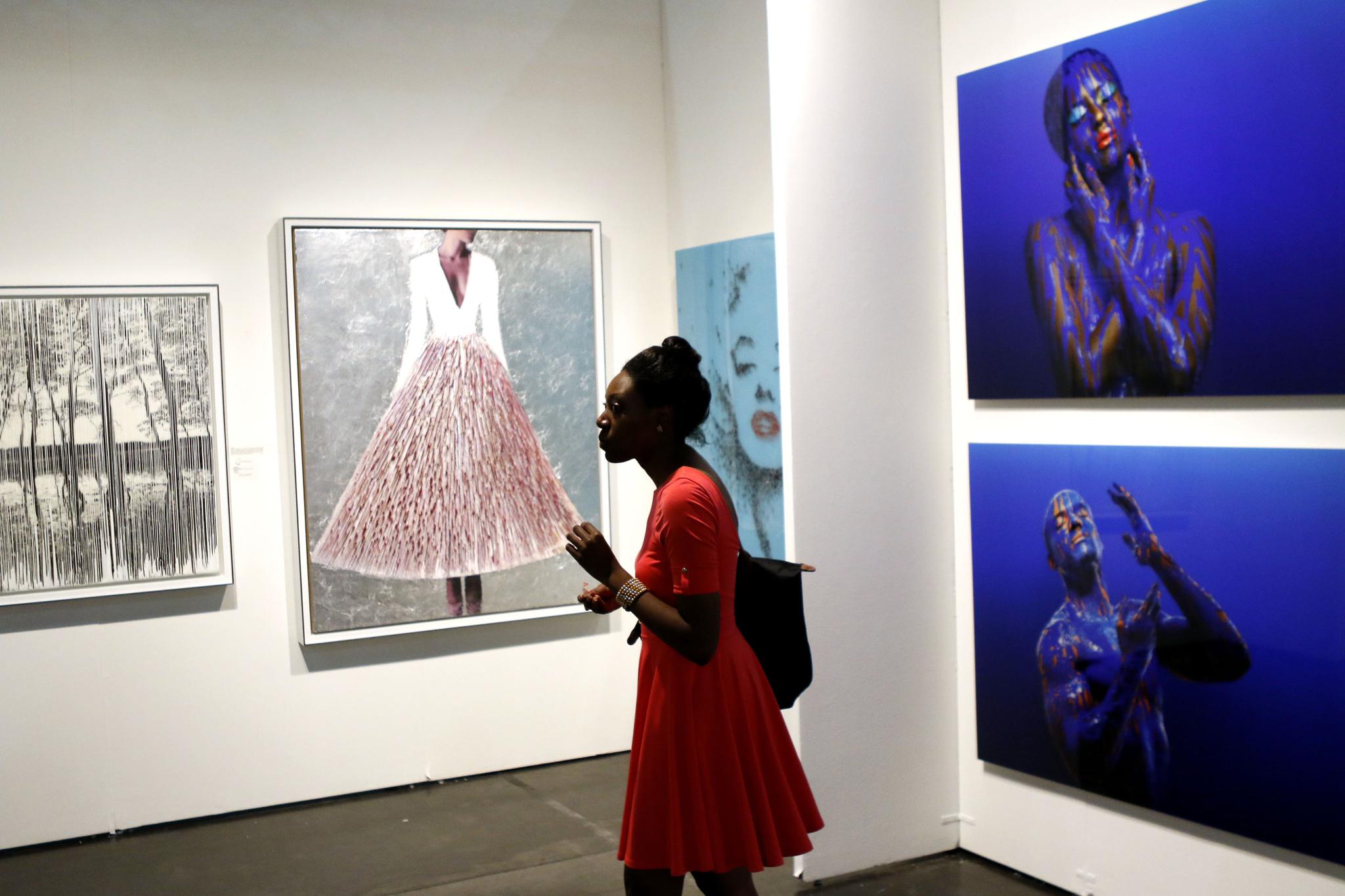 休斯敦举办现代艺术展