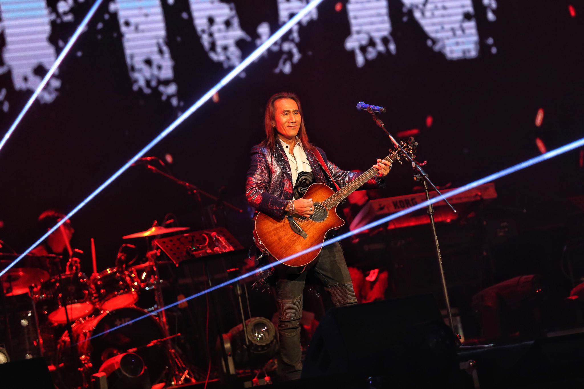 动力火车北京开唱,翻唱蔡依林五月天经典歌