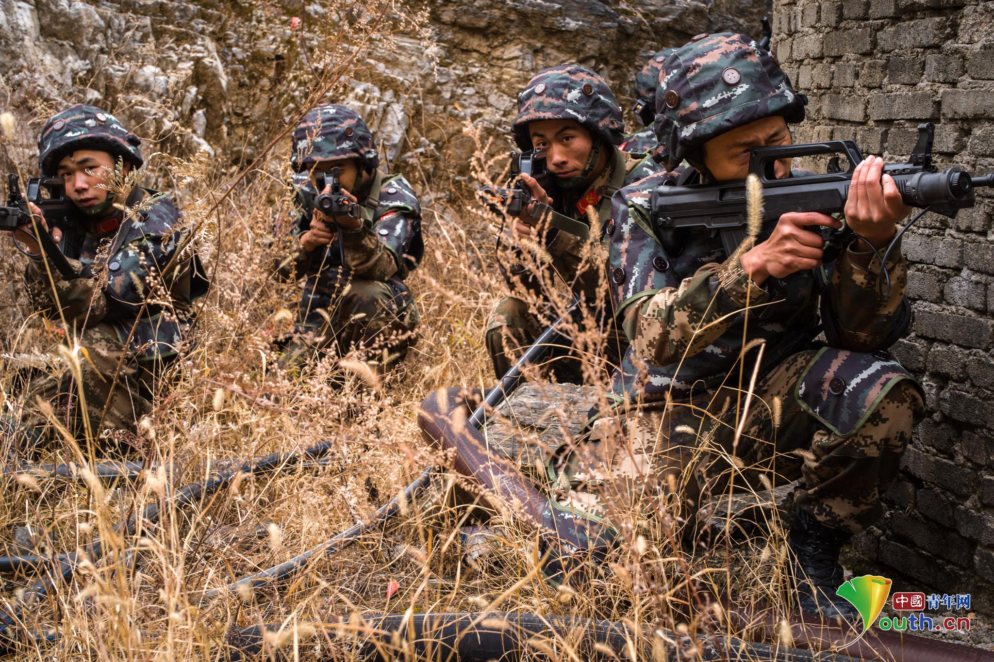 河北总队第四季度"魔鬼周"极限训练