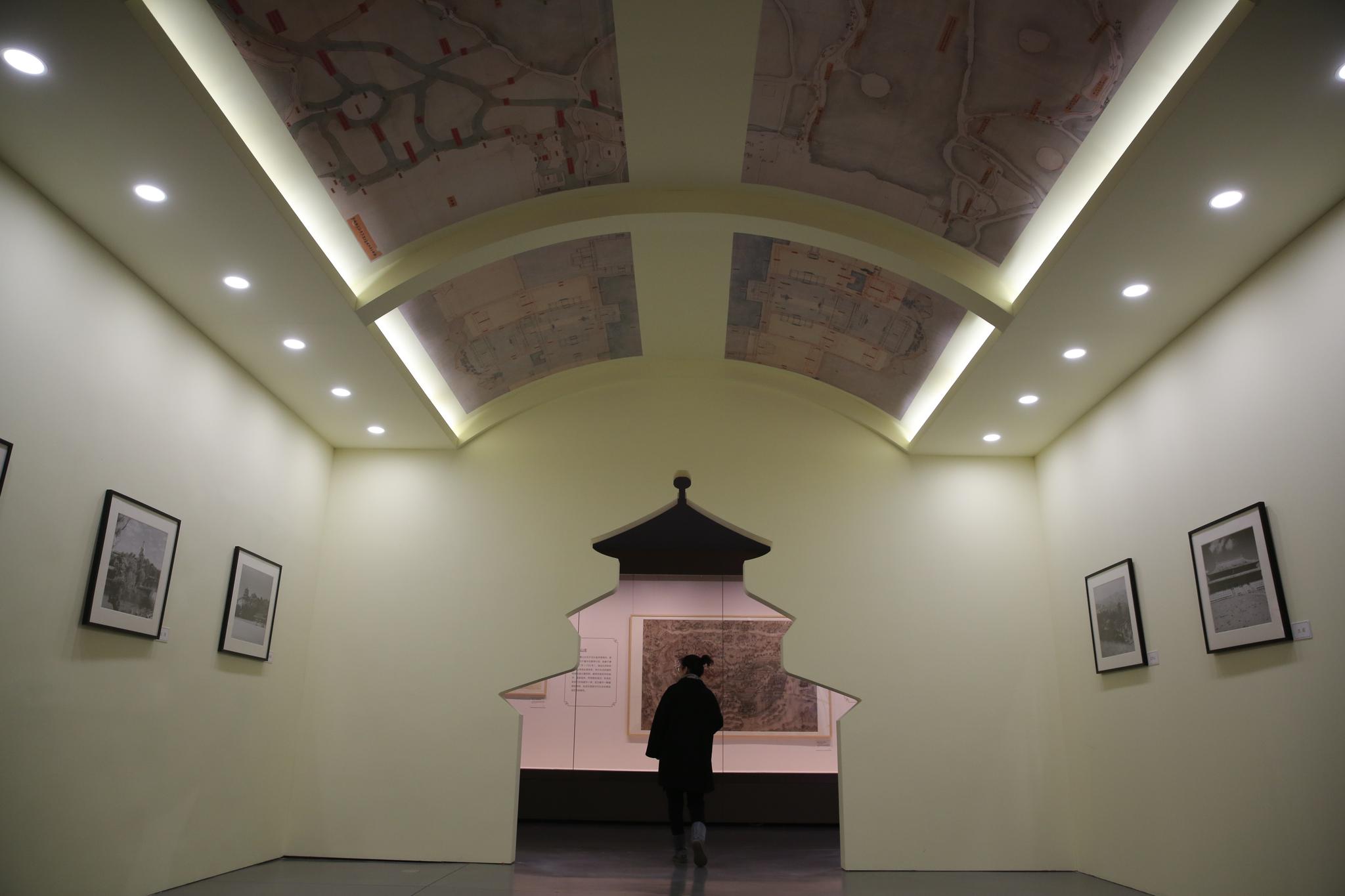 "京津冀地区园林样式雷图档展"日前在园博馆二号临展厅开幕,首次全面